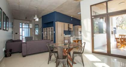 Helio Place