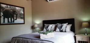 Luxury House, 3 Bedrooms | Hypo-allergenic bedding, memory-foam beds, free WiFi - Kudus Crest Bush Retreat (Nkomazi)
