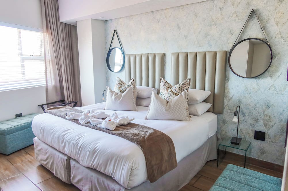 55 on Main Guesthouse and Spa