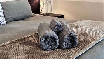 Exclusief appartement, 2 slaapkamers | 2 slaapkamers, luxe beddengoed, donzen dekbedden