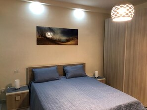 Apartment, 2 Schlafzimmer, Raucher, Balkon | 2 Schlafzimmer, Reisekinderbett