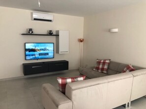 Departamento, 2 habitaciones, para fumadores, balcón | Sala de estar