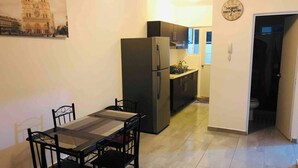 Căn hộ, 2 phòng ngủ, hút thuốc, ban công | Khu ăn uống