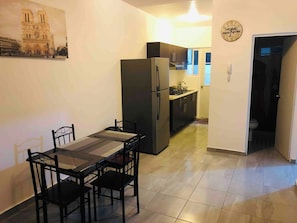 Apartment, 2 Bedrooms, Smoking, Balcony | Dining