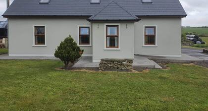 Murphy's Irish Farmhouse Near Ballybunion