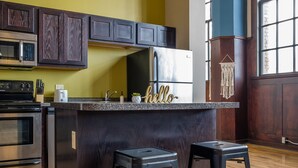 Deluxe Suite, 1 Bedroom, Private Bathroom | Private kitchen - 1 & 2 BR Apts w/ Gym, WiFi & Laundry by Frontdesk (Cleveland)