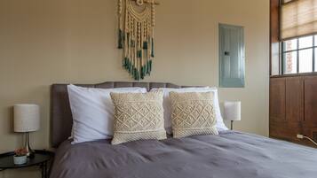 Signature Suite, 1 Bedroom, Kitchen | Individually furnished, laptop workspace, iron/ironing board, free WiFi