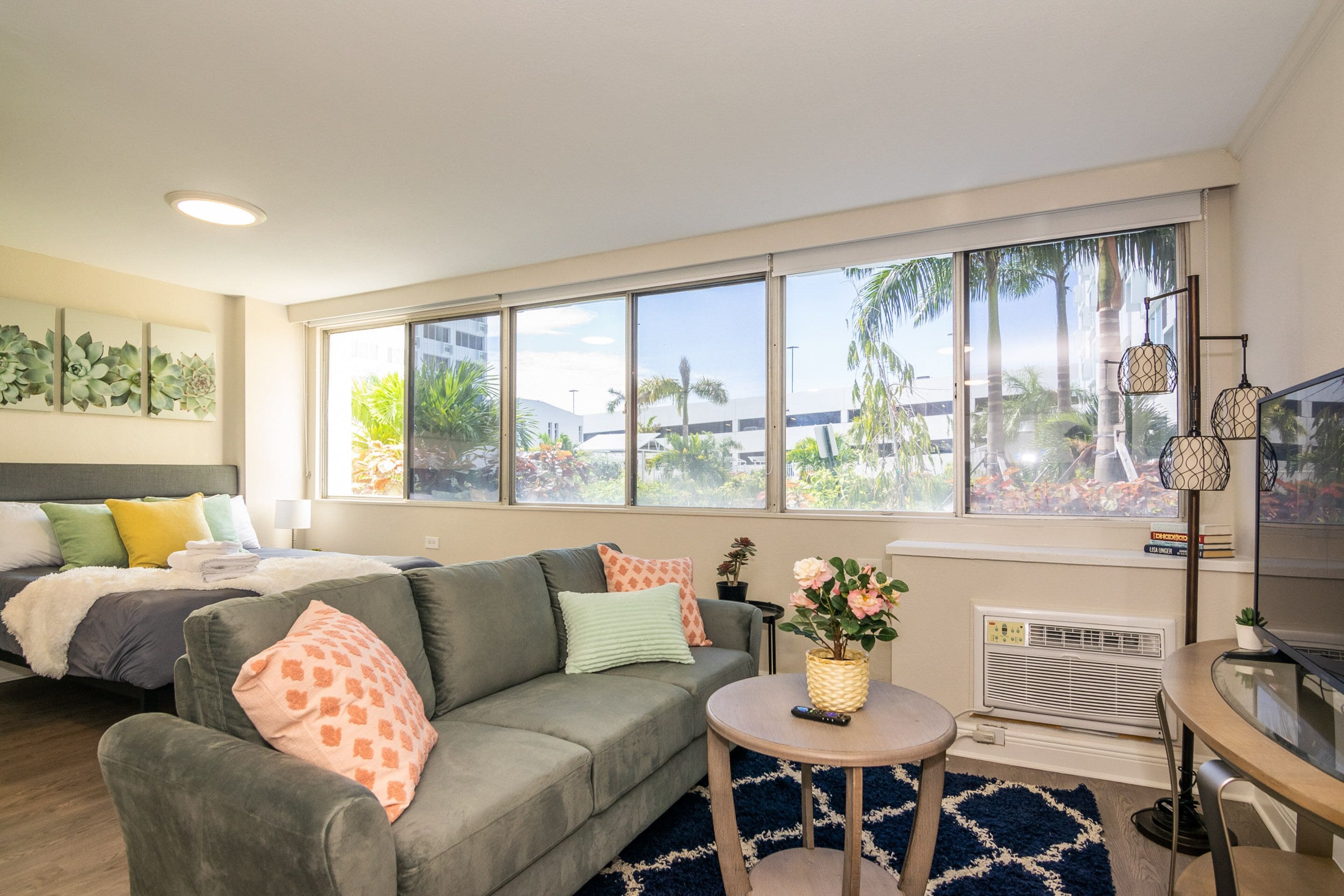 Top 10 Extended Stay Hotels In St. Petersburg, Florida Updated 2024