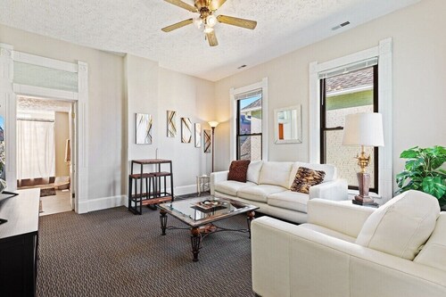 Indy Stadium Villas 707
