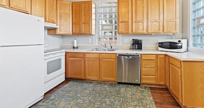 Indy Stadium Villas 707