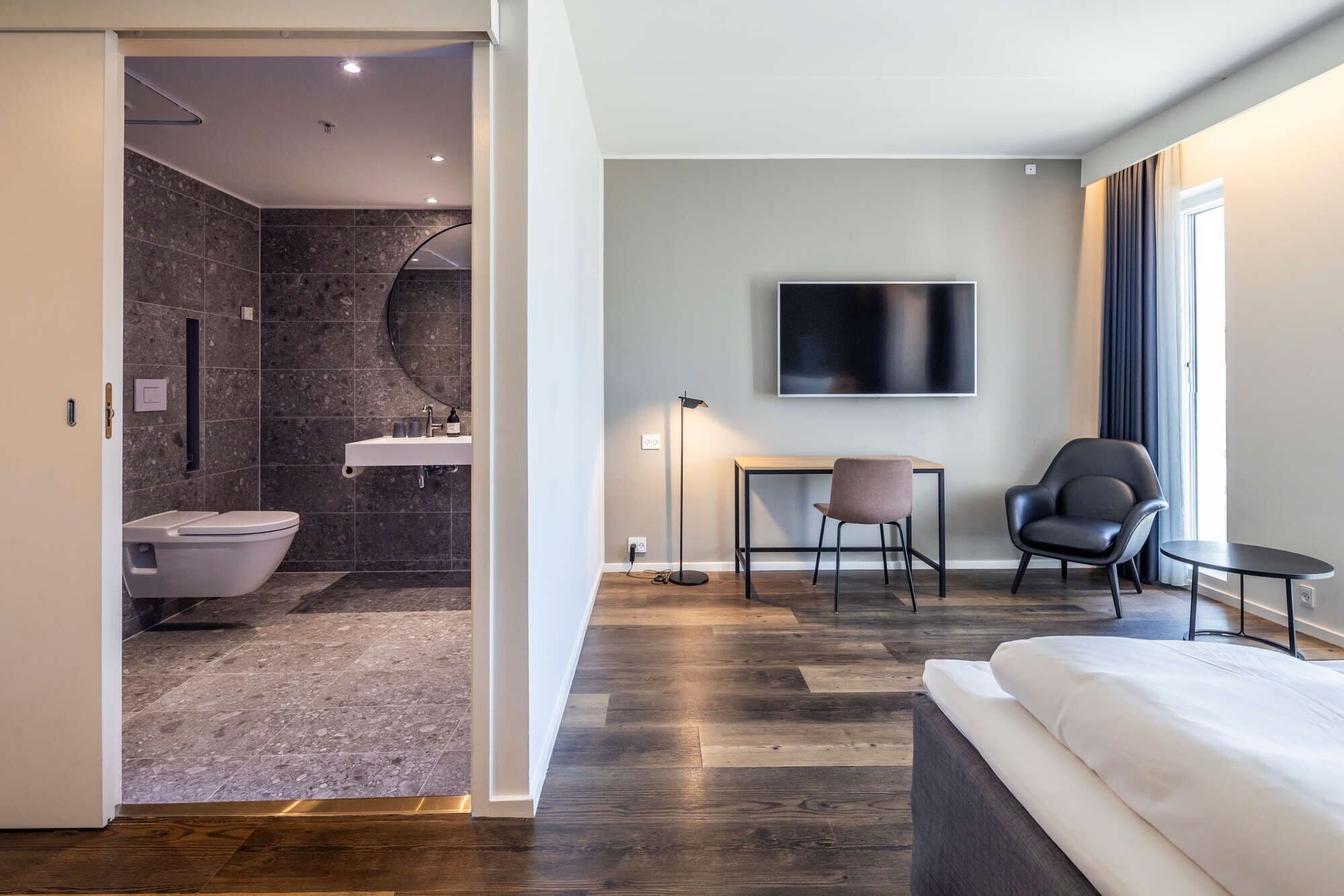 Superior Room, Accessible