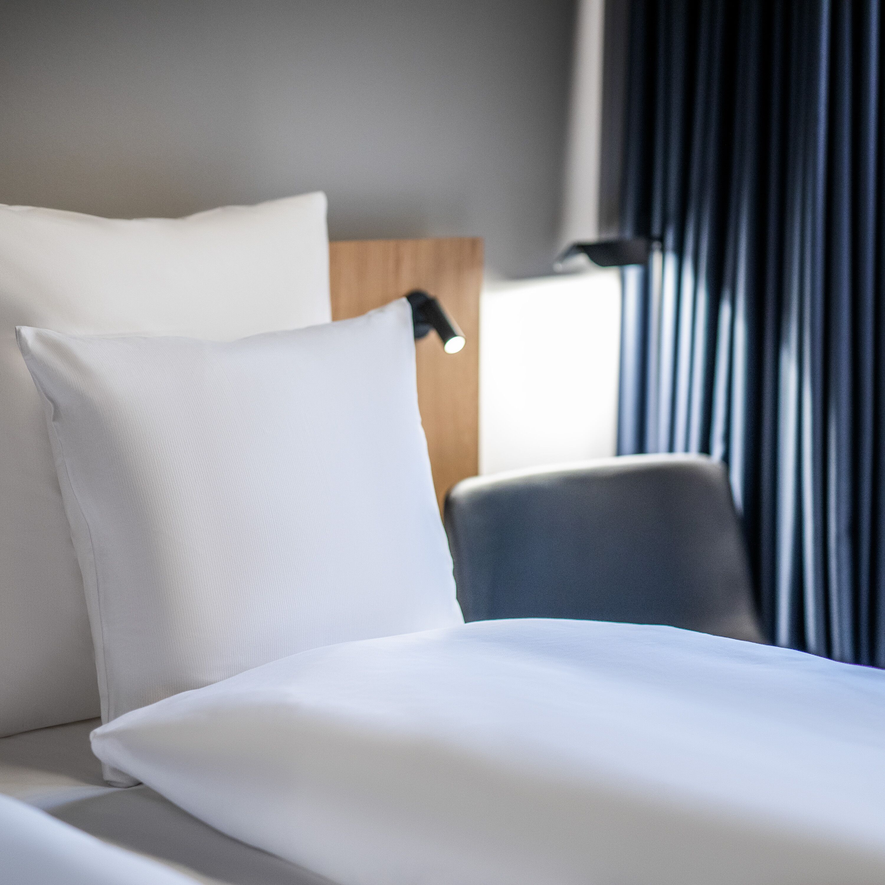 junior suite | 1 bedroom, hypo-allergenic bedding, in-room safe, desk