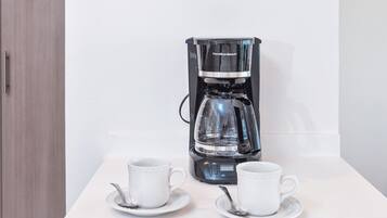 Apartemen, 2 kamar tidur | Kopi dan/atau alat penyeduh kopi