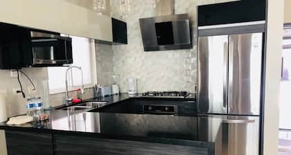Casa Carretera Nacional C Alberca by Mty Living