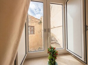 Uitzicht op de binnenplaats