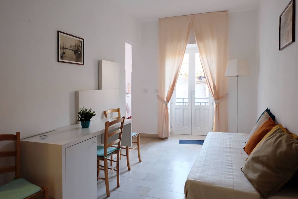 Comfort Apartment, 2 Bedrooms, Kitchen, Tower | Private kitchen