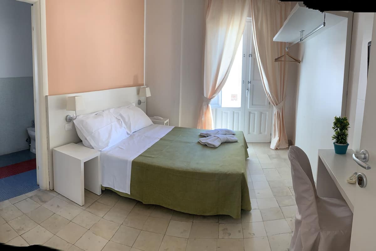 Comfort Double or Twin Room, Non Smoking, Tower | Minibar, desk, free WiFi, bed sheets