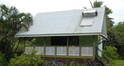 Ginas Garden Lodges, Aitutaki - 4 Self c