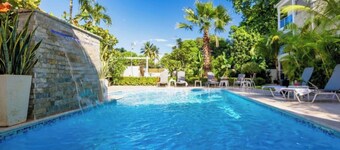 Cozy 2br-2bt Apt Near The Beach And Main Street