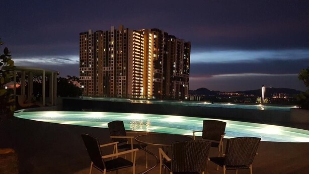Unclassified image, 1 of 11, button - A Homestay, Inspired by the Resort Environment (Seri Kembangan)