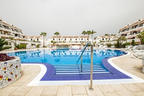 A heated pool - Parque Santiago 1 Duplex 2A014 (Playa de Las Americas)