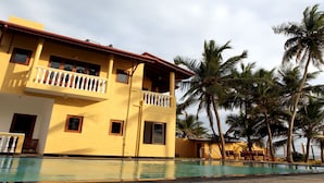 Kolam renang