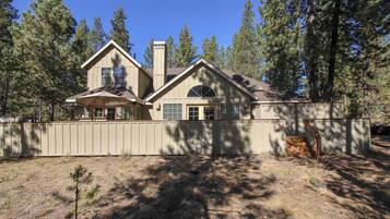 Rumah, Beberapa Tempat Tidur (Mt. Hood 06) | Eksterior