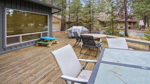 House, Multiple Beds (Topflite 14) | Balcony