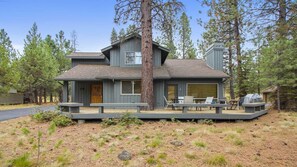 House, Multiple Beds (Topflite 14) | Exterior