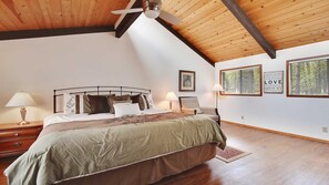House, Multiple Beds (Muskrat 02) - Muskrat 02 (Bend)