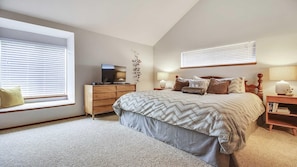 Condo, Multiple Beds (Skyline Condo 10)