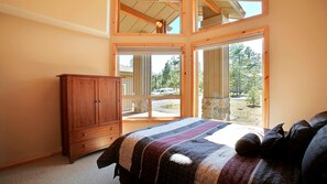 Talo, useita sänkyjä (Hickory 26) | 4 makuuhuonetta