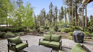 House, Multiple Beds (Big River Retreat) | Balcony - Big River Retreat (Bend)