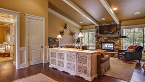 House, Multiple Beds (Big River Retreat) | Living room - Big River Retreat (Bend)