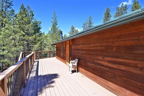 House, Multiple Beds (Flat Top 04) | Balcony