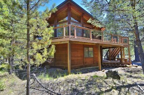 House, Multiple Beds (Flat Top 04) | Exterior