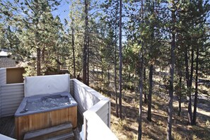 Balcony - Wallowa 10 (Bend)