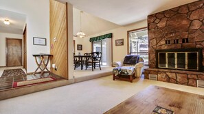 獨棟房屋, 多張床 (Blue Goose 6) | 客廳