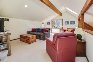 Casa, várias camas (Blue Goose 6) | Sala de estar
