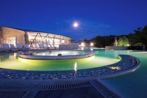 Villa, 4 Bedrooms, Smoking, Balcony | Pool