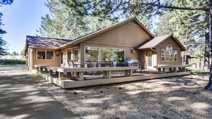 House, Multiple Beds (Topflite 15) | Property grounds