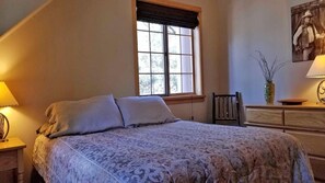 Room - Deer 18 (Bend)
