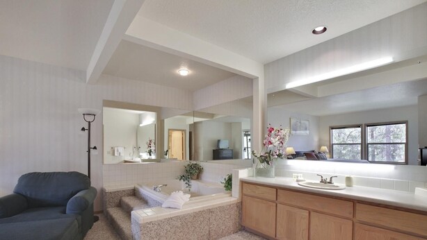 Appart'hôtel, 1 très grand lit (Ridge Condo 24)