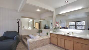 Kondominium, 1 Tempat Tidur King (Ridge Condo 24) | 2 kamar tidur