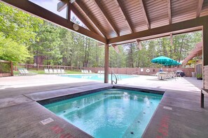 Condo, 1 King Bed (Ridge Condo 19) | Pool