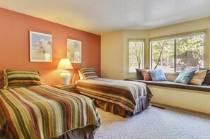 Apartment, Mehrere Betten (zRidge Condo 03) | 2 Schlafzimmer