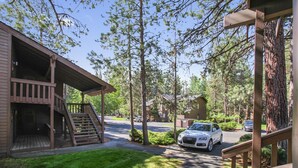 Condo, 1 King Bed (Ridge Condo 39) | Property grounds - Ridge Condo 39 (Bend)