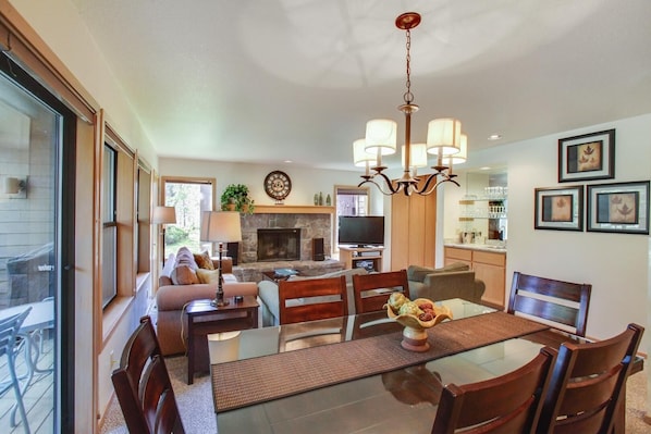 Condo, 1 King Bed (Ridge Condo 39) | Private kitchen