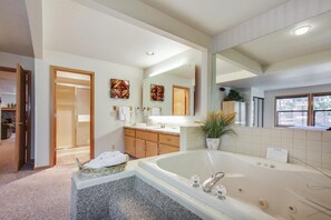 Condo, 1 King Bed (Ridge Condo 39) | Bathroom