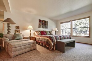 Condo, 1 King Bed (Ridge Condo 37)